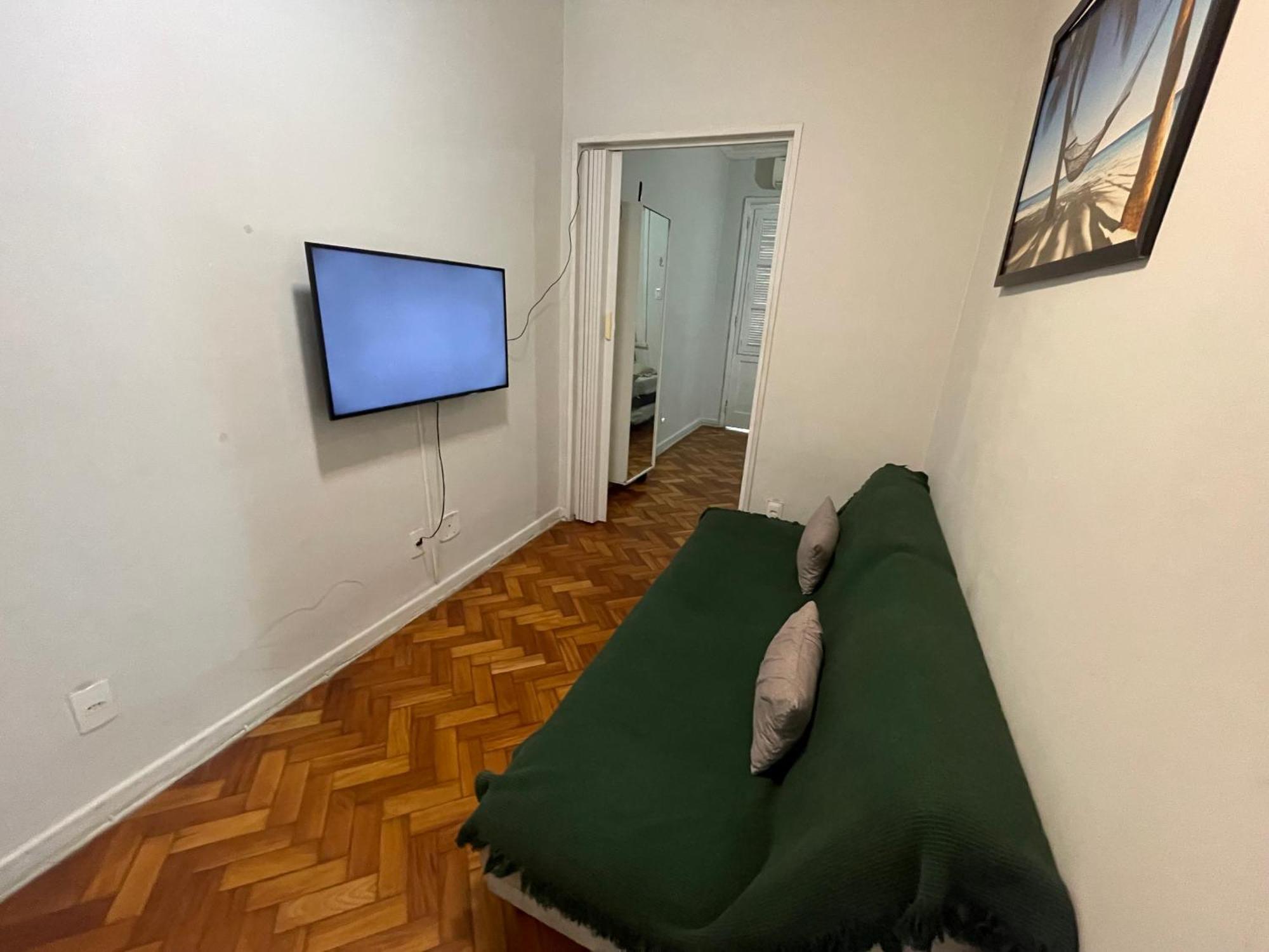 Suh Copacabana 08 Low Cost Behind Copacabanapalace ريو دي جانيرو المظهر الخارجي الصورة